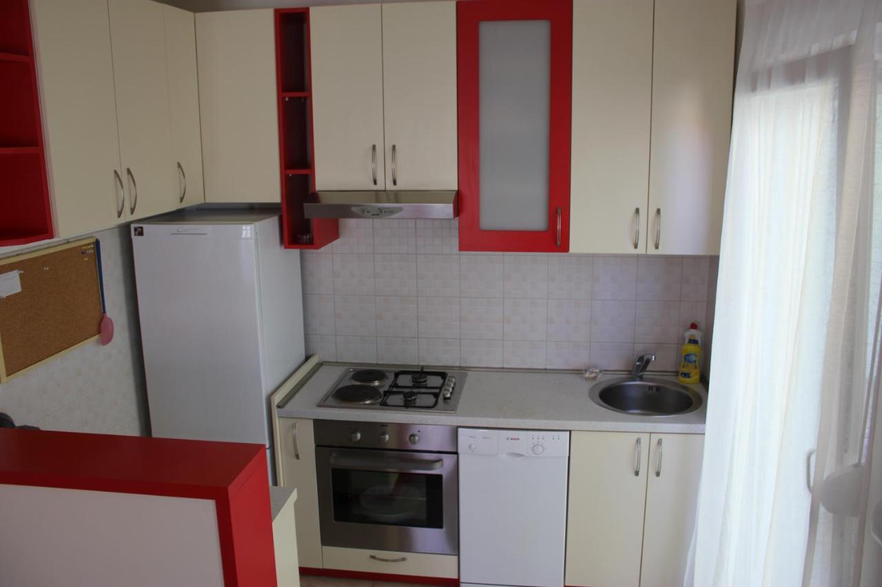 Toni Apartman Omiš Kültér fotó